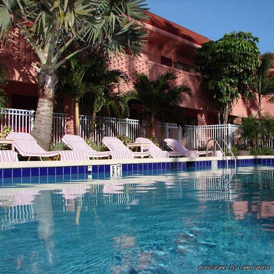 Away Inn Lauderdale-by-the-Sea Kemudahan gambar