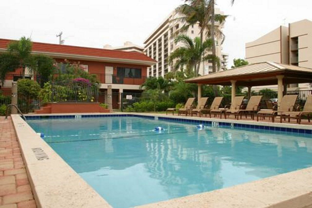 Away Inn Lauderdale-by-the-Sea Luaran gambar